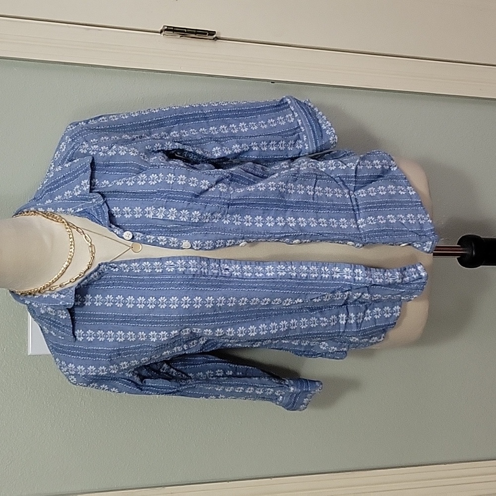 Karen Scott button down top